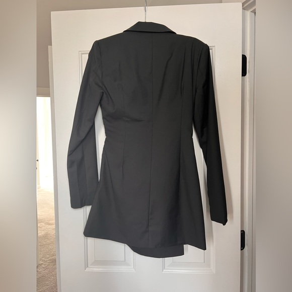 Lioness mini blazer dress - Picture 2 of 6